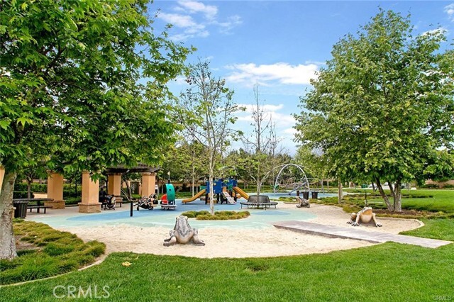Building Photo - 38 Larkfield