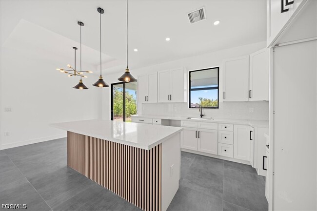 Building Photo - 4536 NW 35th Pl