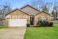 Building Photo - 102 Oak Terrace Ln