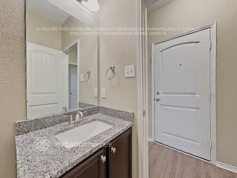 Building Photo - 3205 Peninsula Trail