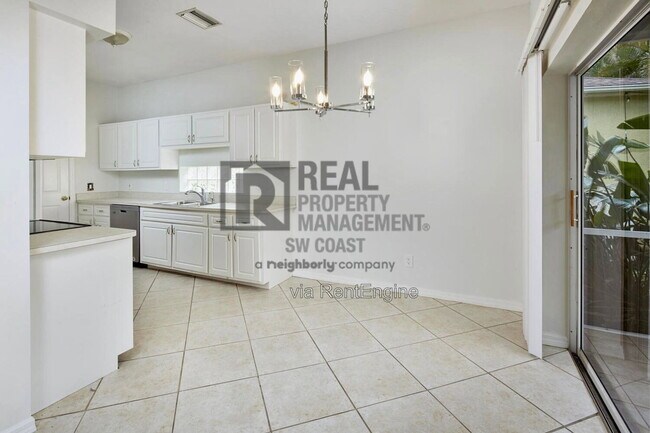 Building Photo - 10735 Maui Cir