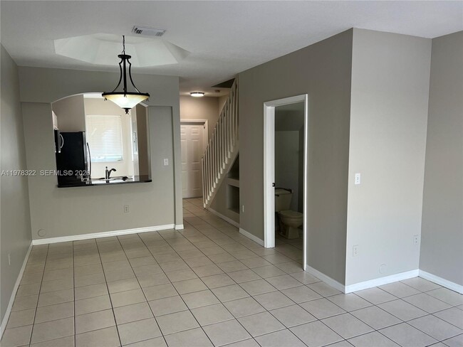 Building Photo - 110 SW 109th Ave