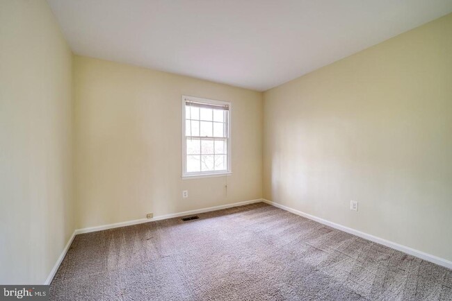 Building Photo - 7476 Adams Park Ct