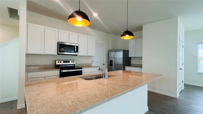 Building Photo - 5164 SW 49th Ln