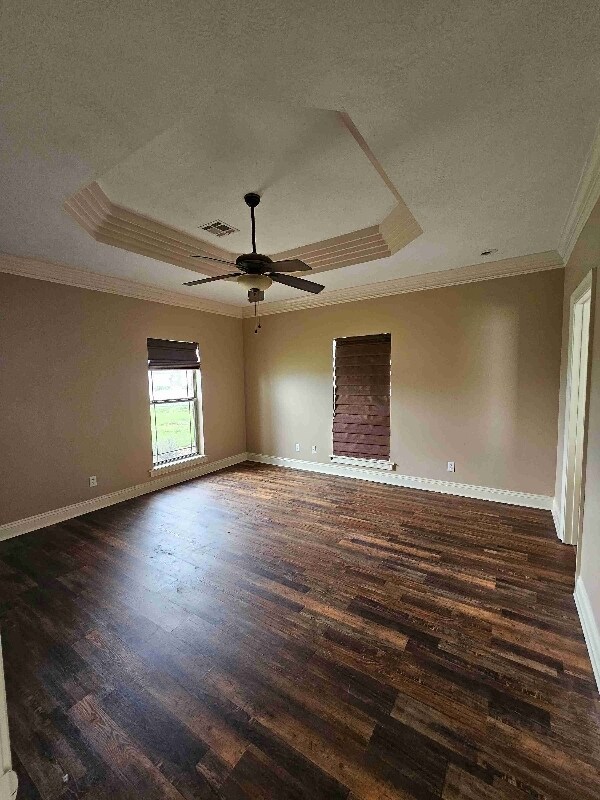 Building Photo - 6045 Ava Ln
