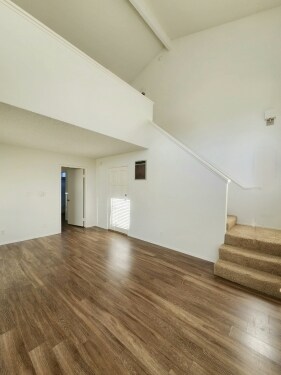 Interior Photo - 3619 Clarington Ave