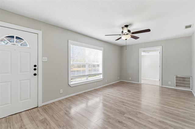 Building Photo - 405 N Carr Ave