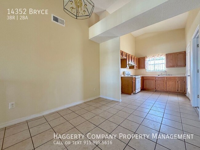Building Photo - 14352 Bryce-
