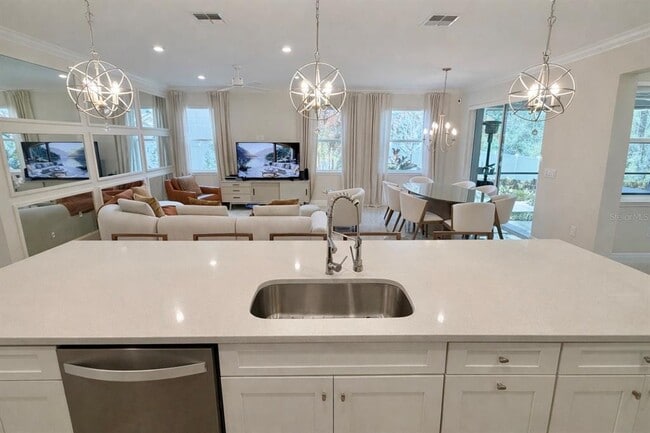 Building Photo - 9241 Patrimonio Loop