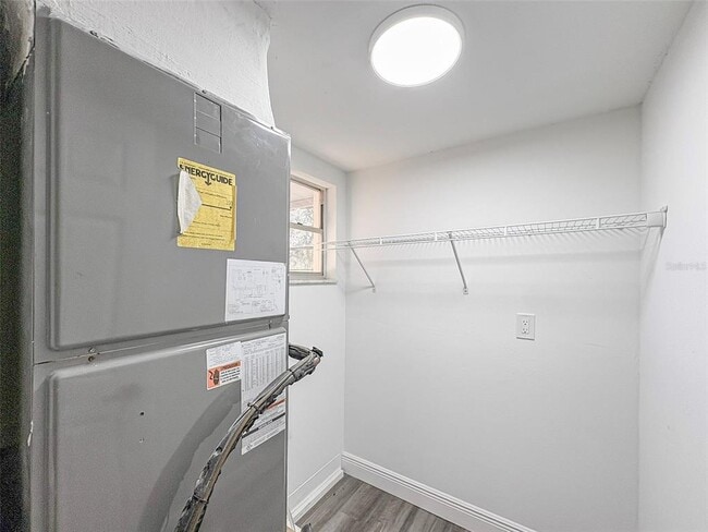 Building Photo - 1631 Monterey Ln