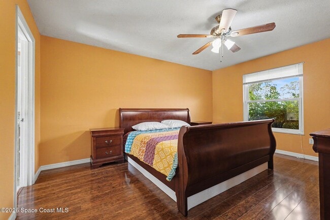 Building Photo - 1820 Zaminder St NW