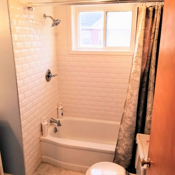 Building Photo - 1409 Catalpa Dr