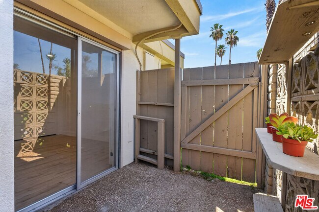 Building Photo - 75562 Camino De Plata N