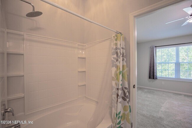 Building Photo - 721 Crystal Way