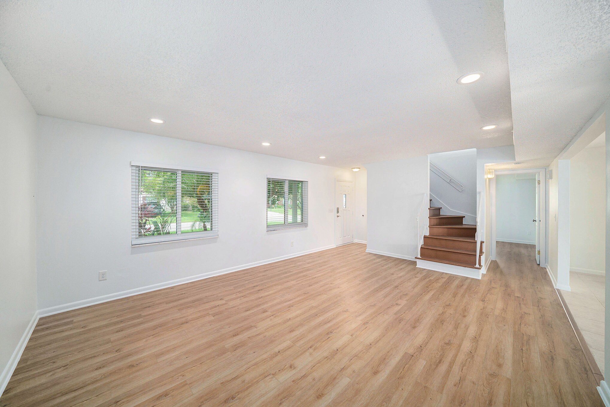 Building Photo - 4711 Travertine Dr