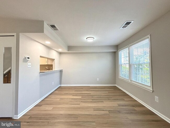 Building Photo - 14421 Gringsby Ct