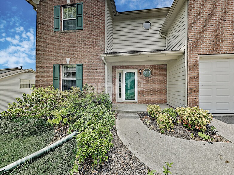Primary Photo - 1112 Oak Haven Rd