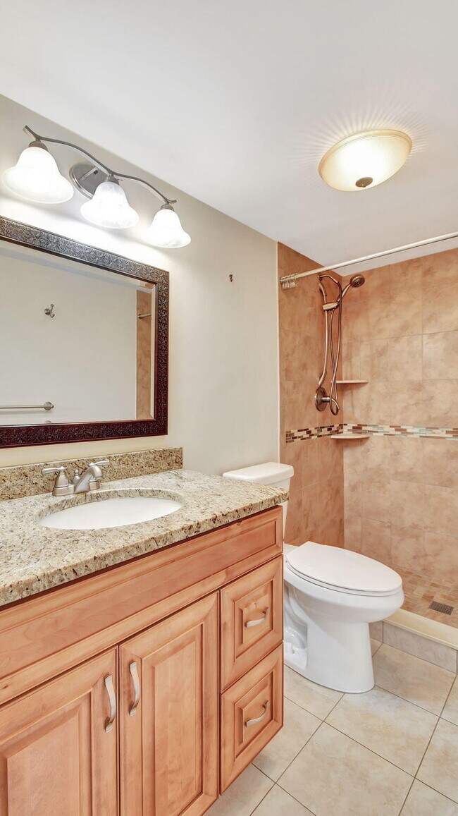 Building Photo - 4539 Luxemburg Ct