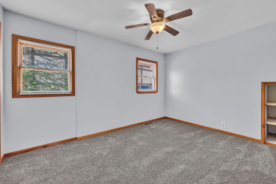 Building Photo - 12401 Fairview Ct