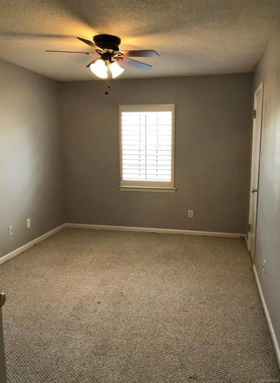 Building Photo - 2461 Price St