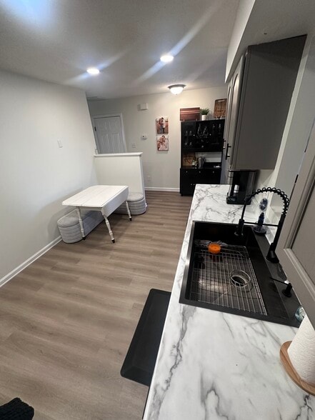 Building Photo - 8052 Intervale Way