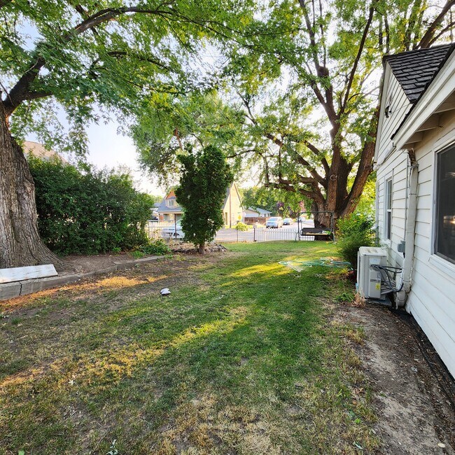 Building Photo - 1018 Court St