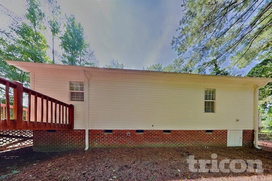 Building Photo - 1004 Girder Ct
