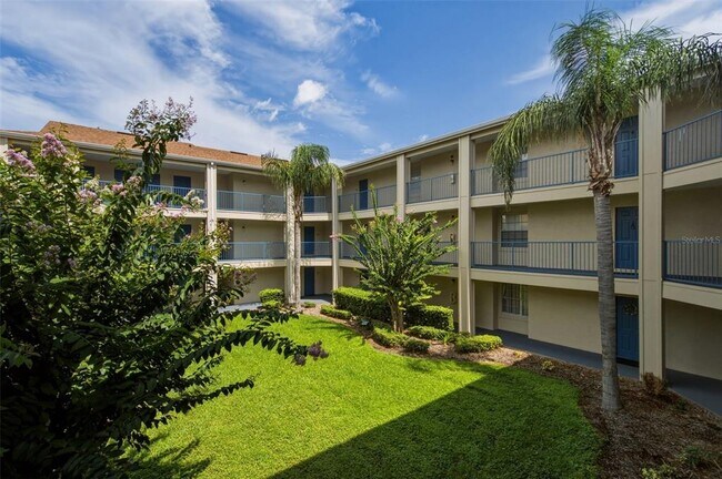 Building Photo - 7300 Westpointe Blvd