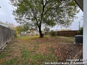 Building Photo - 10207 Raven Field Dr