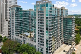 Building Photo - 923 Peachtree St NE