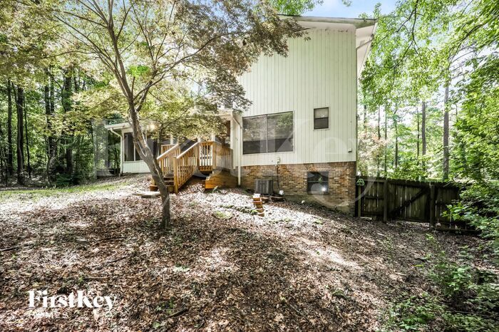 Building Photo - 815 San Remo Ct