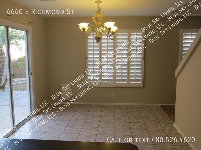 Building Photo - 6660 E Richmond St