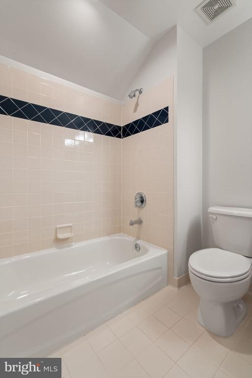 Building Photo - 9185 Topaz St