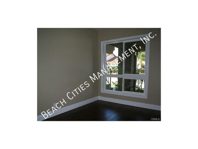 Building Photo - 6220 Ronald Dr