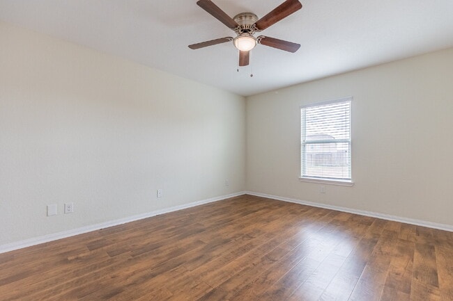 Building Photo - 12315 Fish Hook