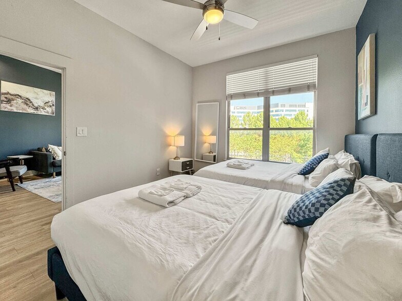 Building Photo - 2901 Indiana St