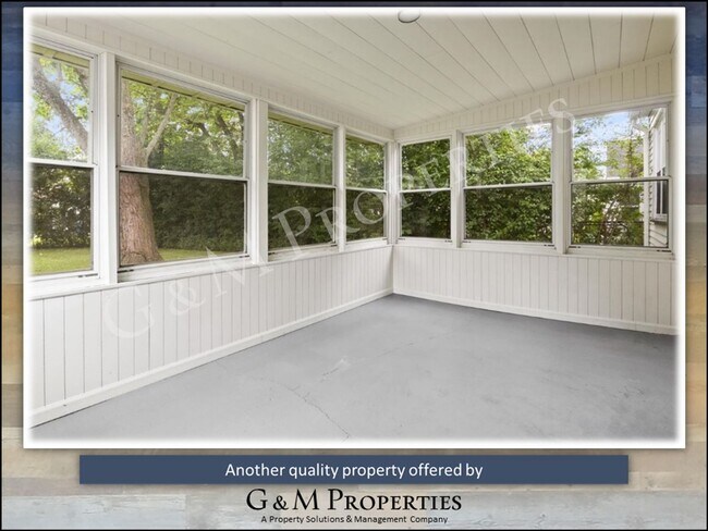 Building Photo - Fully Furnished 2-Bedroom Rental - Walk to Strong Hospital!