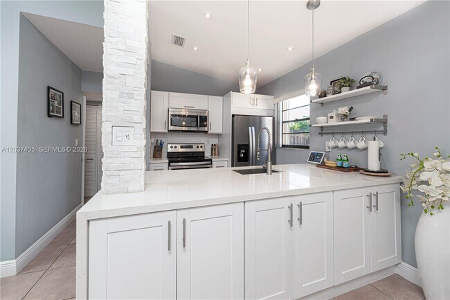 Building Photo - 18226 Mediterranean Blvd