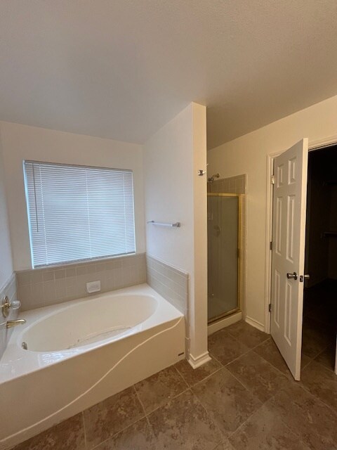 Building Photo - 5111 Warwicke Dr
