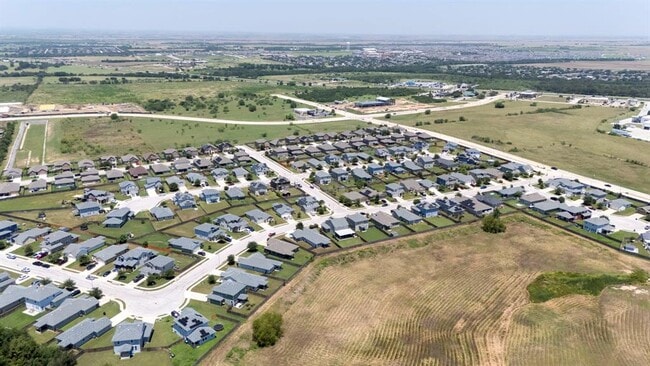 Building Photo - 205 Four Star Dr