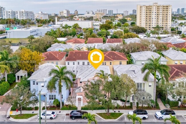 Building Photo - 912 NE 17th Way