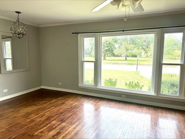 Building Photo - 1307 Aldridge-House-Commerce-"October Move...