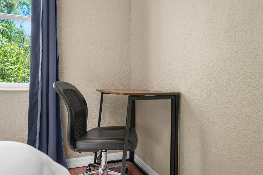 Building Photo - 3410 N 11th St