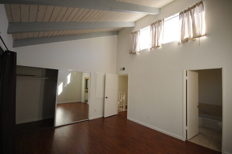 Master Bedroom - 1218 9th St