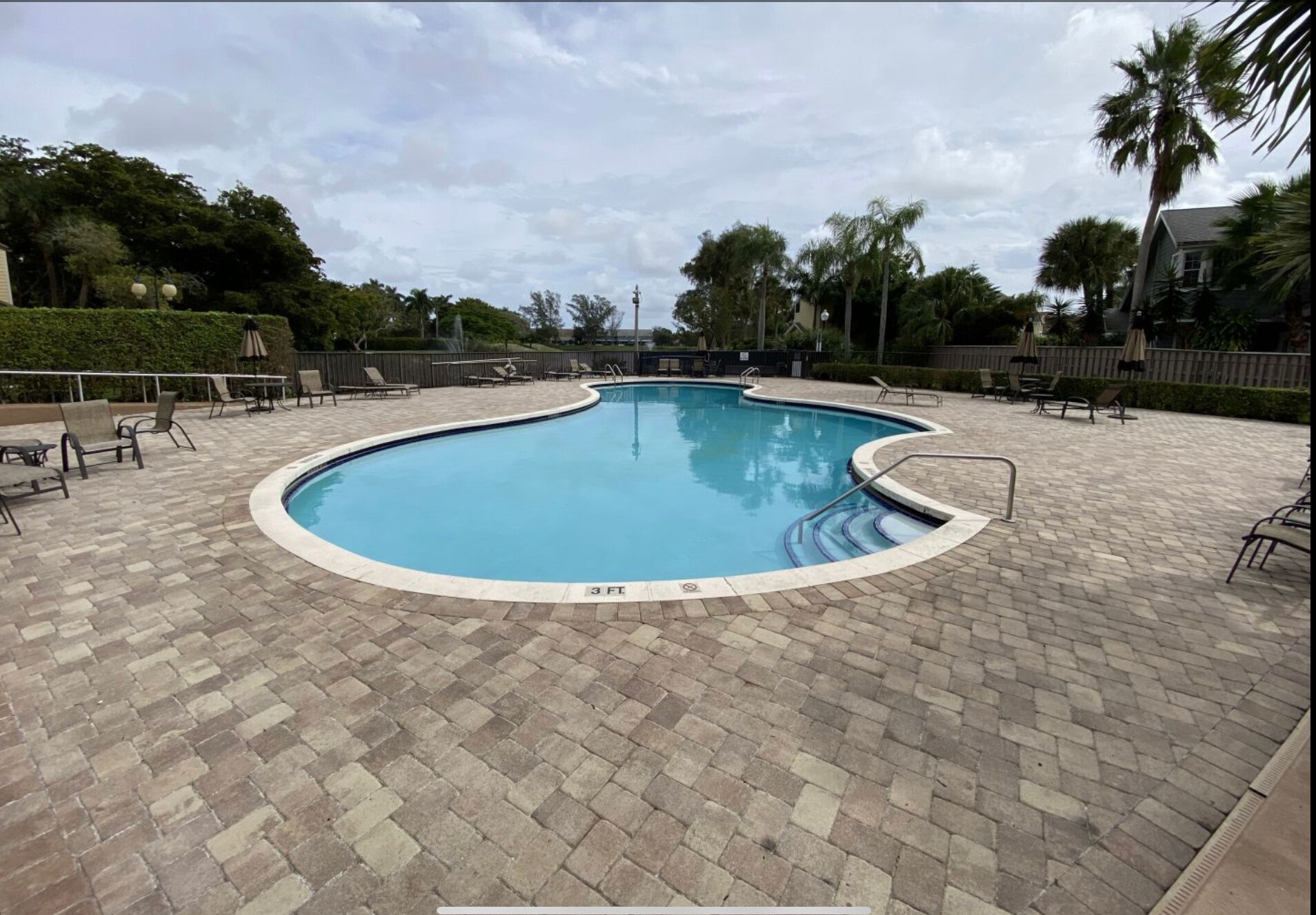 Building Photo - 5286 Sapphire Vly