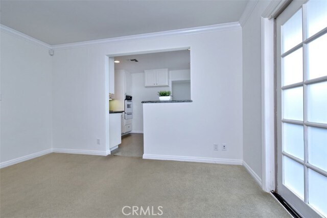 Building Photo - 15344 Greenleaf St