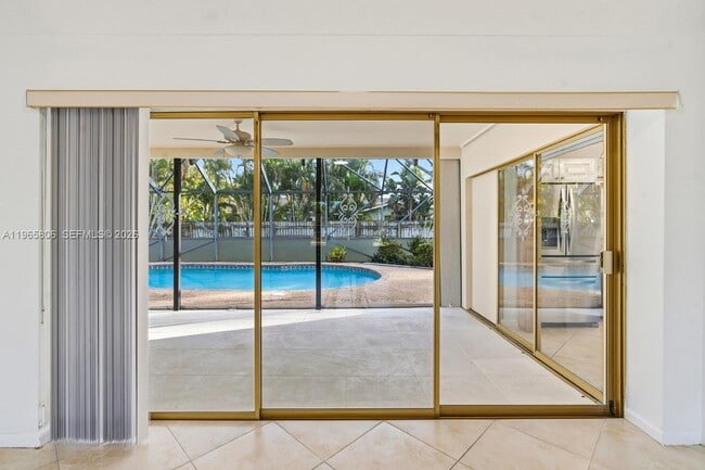 Building Photo - 1260 SW 8th St