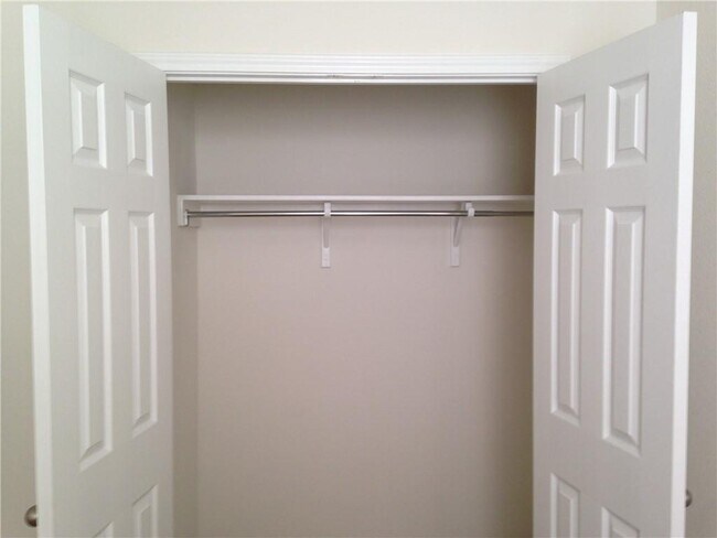 Building Photo - 13701 Abraham Lincoln St