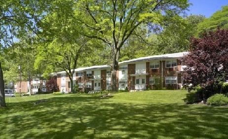 Primary Photo - Valley View Apartments