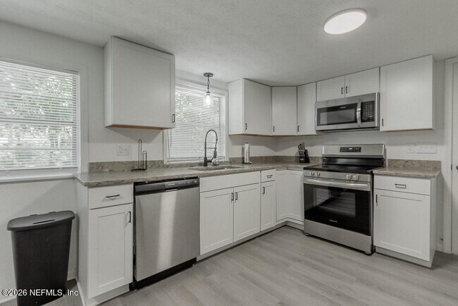 Building Photo - 1059 Little Ruth Rd